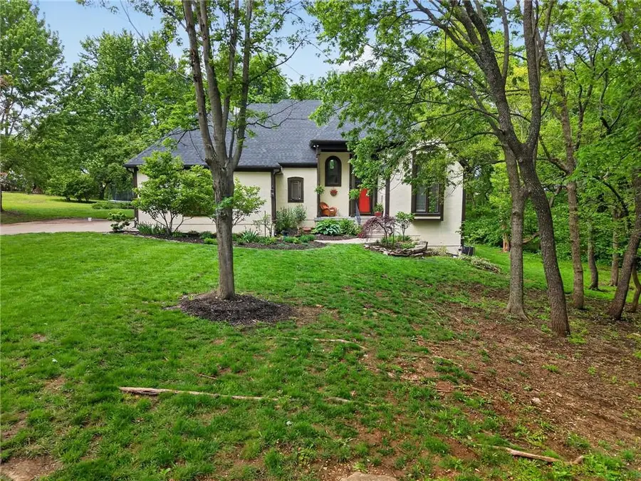 24600 W 61st Terrace, Shawnee, KS 66226 - #2