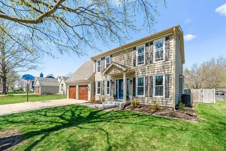 1222 E Butterfield Place, Olathe, KS 66062 - #2