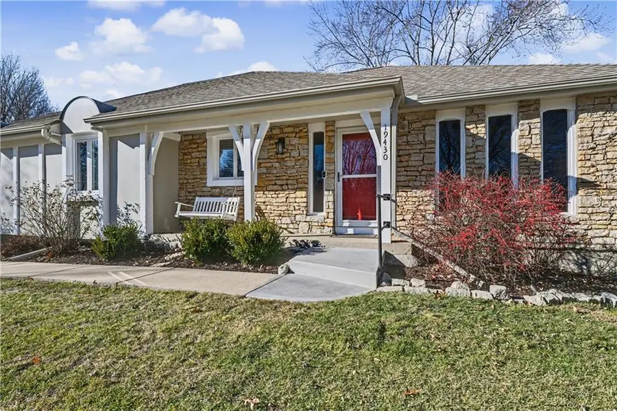 19430 Hardy Street, Stilwell, KS 66085 - #2