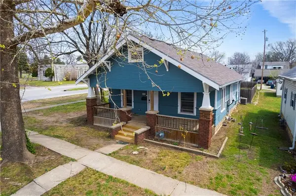 1228 N 6th Street, Independence, KS 67301