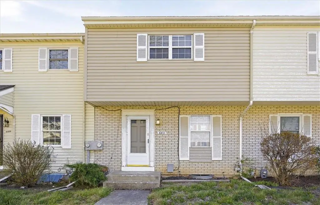 6411 E 127th Street, Grandview, MO 64030 - #1