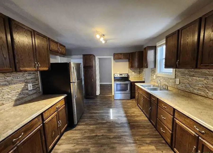 2203 Agnes Avenue, Kansas City, MO 64127 - #2