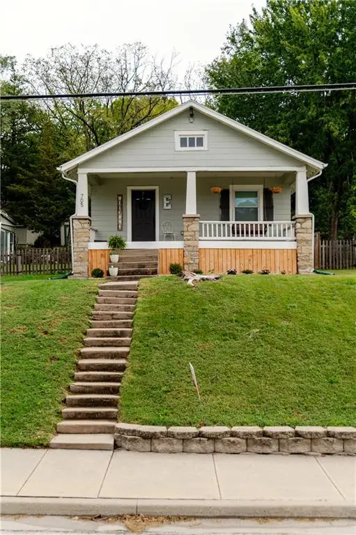 705 4th Street, Platte City, MO 64079 - #2