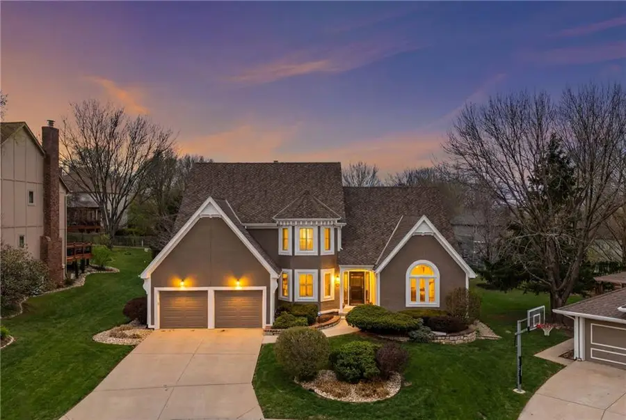 5004 W 128th Street, Leawood, KS 66209 - #2