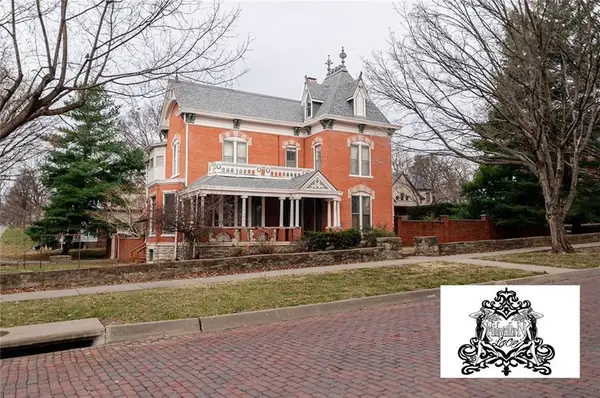 805 N 4 Street, Atchison, KS 66002