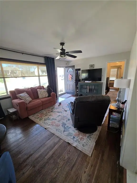 1911 NE 55th Street, Kansas City, MO 64118 - #3