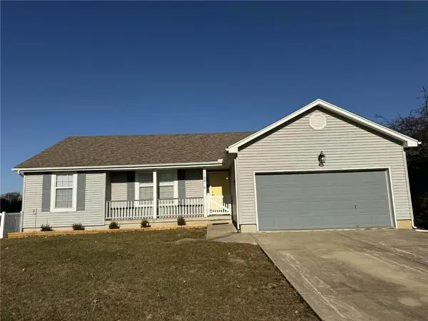 14914 E 48th Terrace, Kansas City, MO 64136