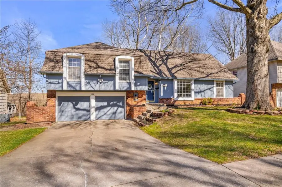 9719 Melrose Street, Overland Park, KS 66214 - #2