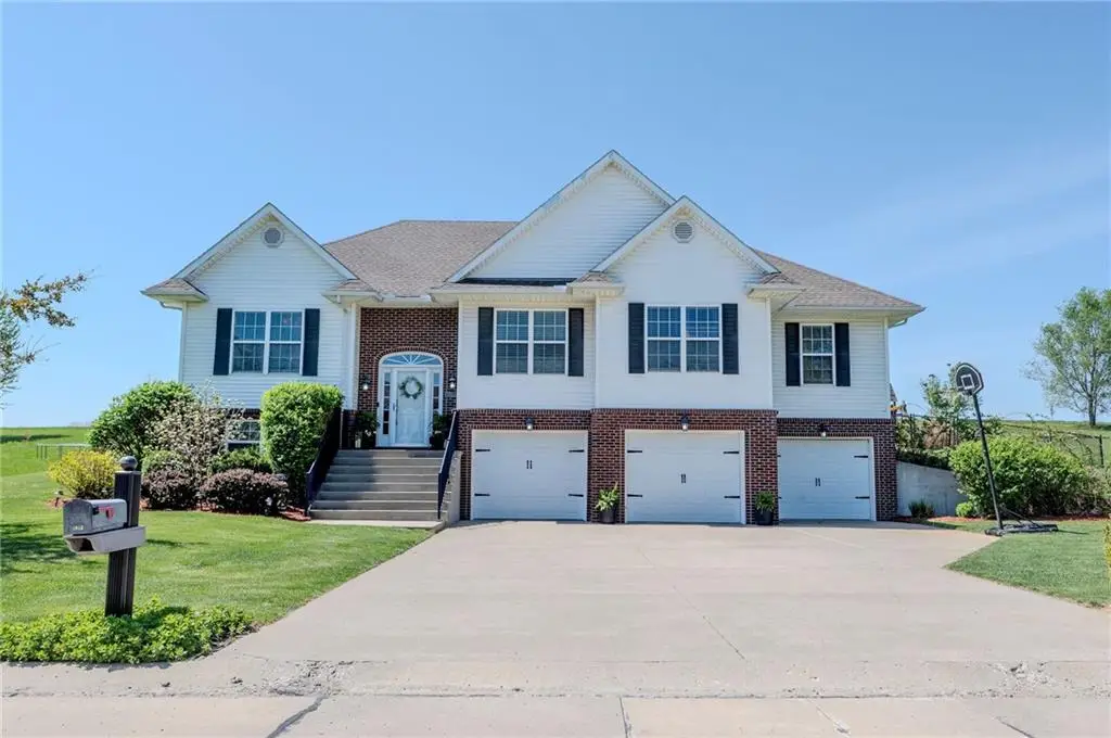 1613 Brookdale Drive, Atchison, KS 66002 - #1