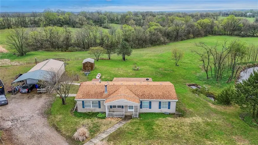 33419 S State Route F Highway, Garden City, MO 64747 - #3