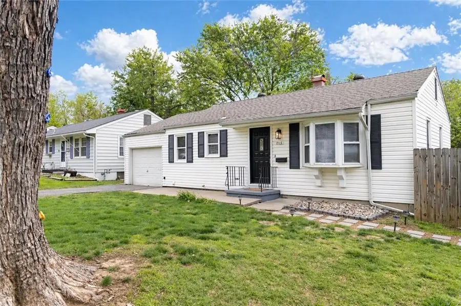 1713 N Dodgion Avenue, Independence, MO 64050 - #2