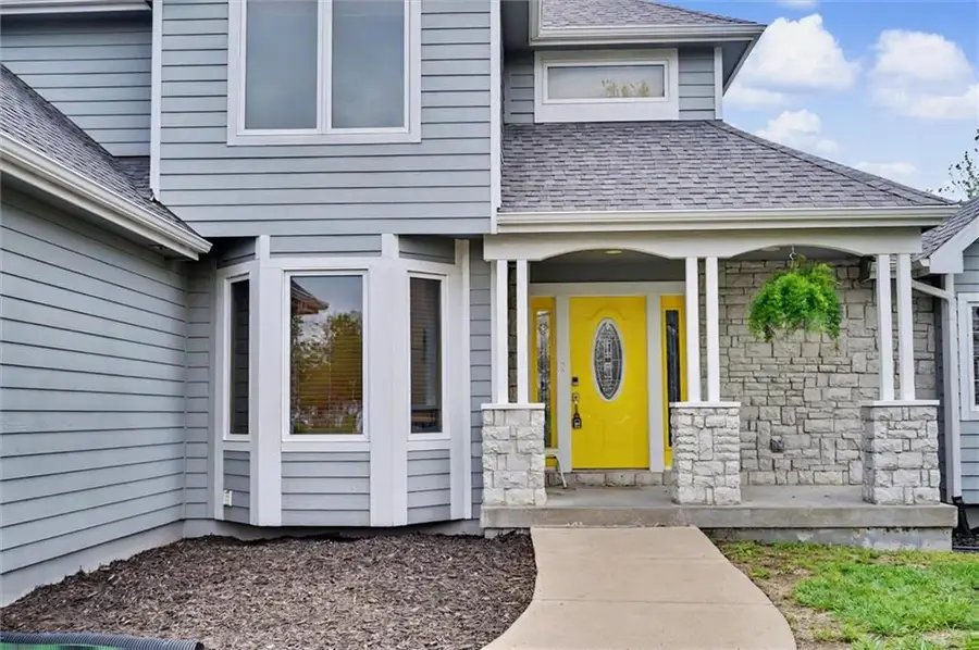 414 Flame Way, Baldwin City, KS 66006 - #2