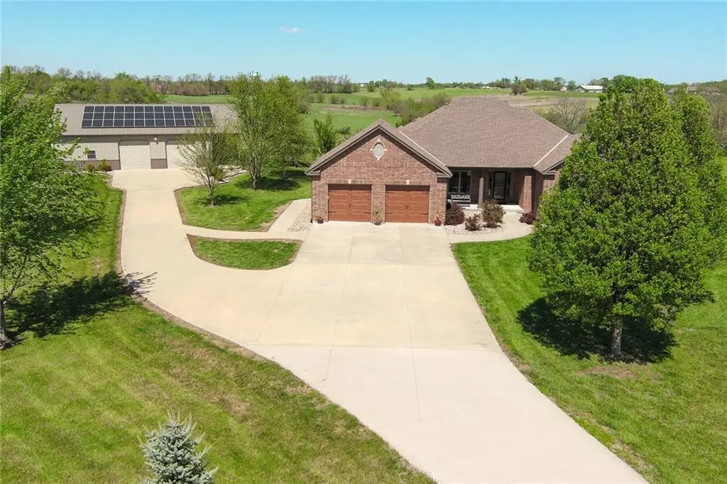 15006 Leavenworth Road, Basehor, KS 66007 - #1