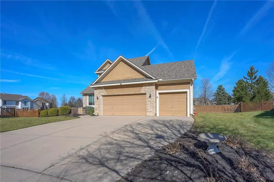 16155 S Harbinger Street, Olathe, KS 66062 - #3