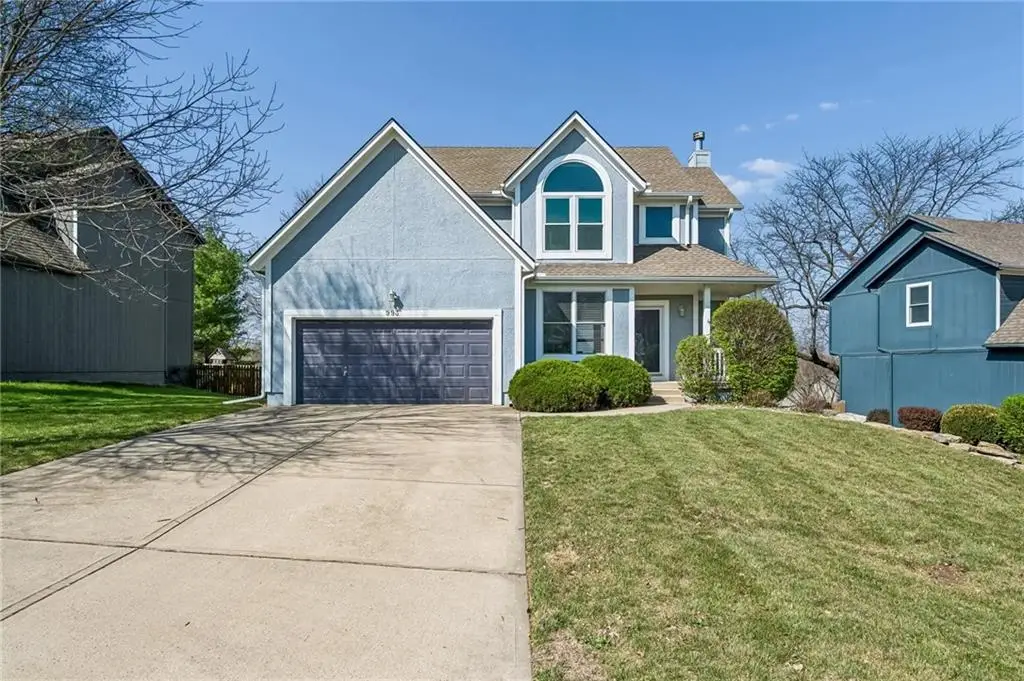 993 S Clearwater Creek Drive, Olathe, KS 66061 - #1