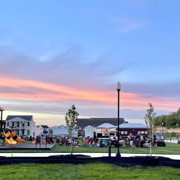 1001 S River View Avenue S, Independence, MO 64056