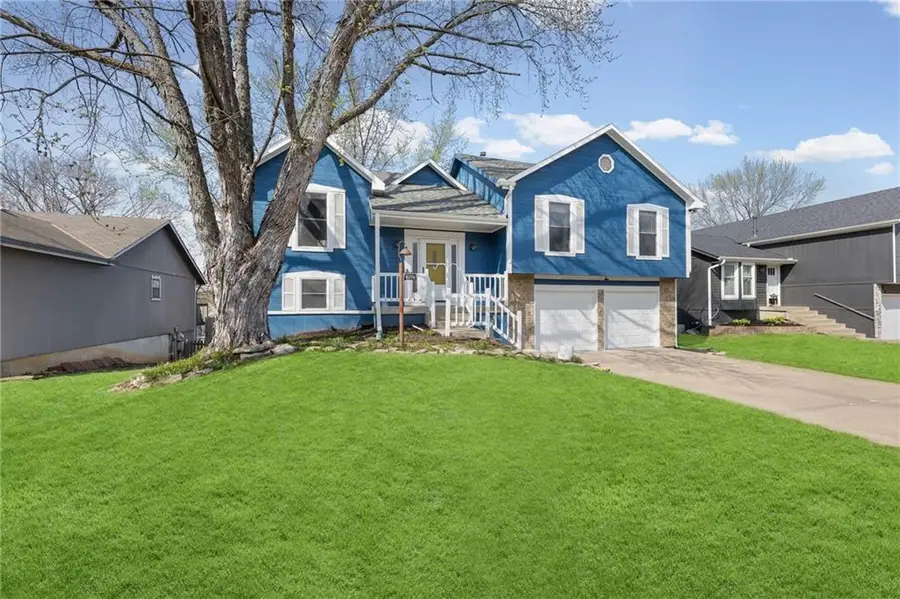 1440 W Prairie Terrace, Olathe, KS 66061 - #3