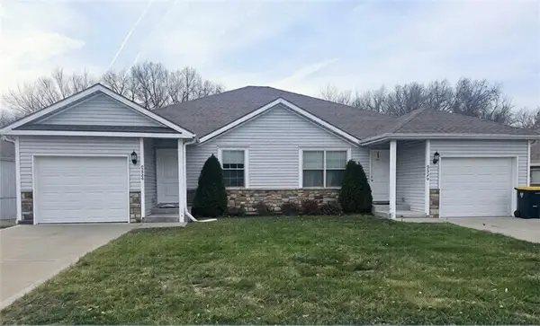 9324-9326 N Robinhood Avenue, Kansas City, MO 64154