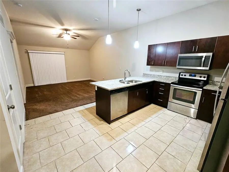 9324 N Robinhood Avenue, Kansas City, MO 64154 - #3