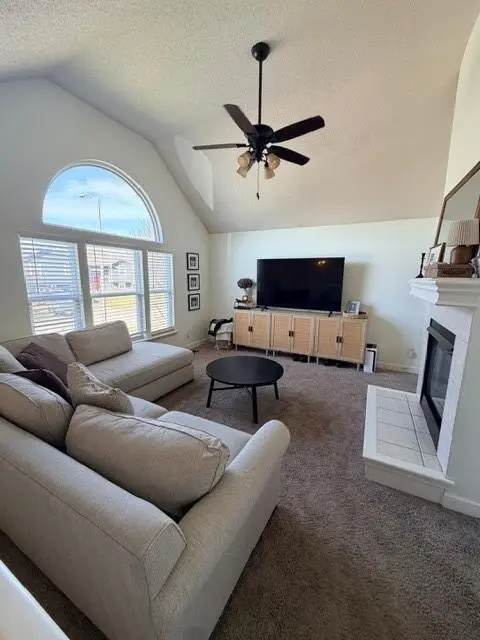 903 NE 117th Street, Kansas City, MO 64155 - #2