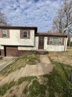 5620 S 9th Street, St Joseph, MO 64504