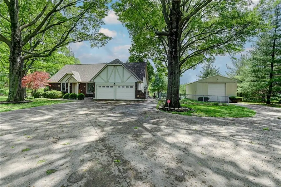33011 E R D Mize Road, Grain Valley, MO 64029 - #2