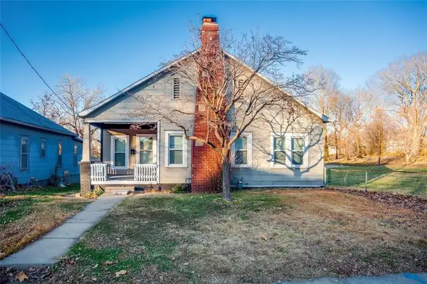 126 E Elm Street, Independence, MO 64050