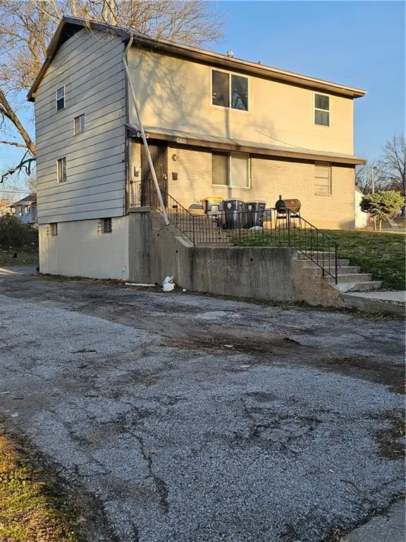 6610-6612 Askew Avenue, Kansas City, MO 64132 - #1