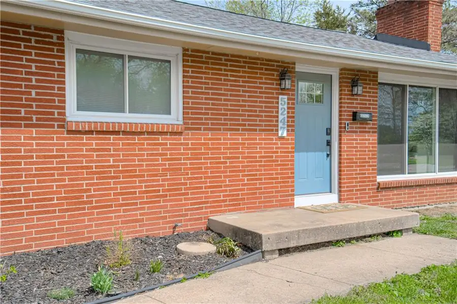 5247 N Norton Avenue, Kansas City, MO 64119 - #3