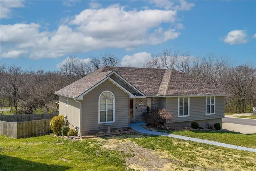 1208 Jennies Drive, Warrensburg, MO 64093 - #3