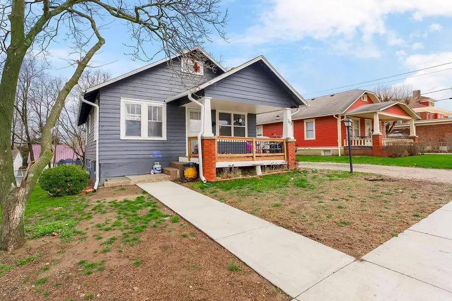 703 E Oak Street, Pleasant Hill, MO 64080 - #2