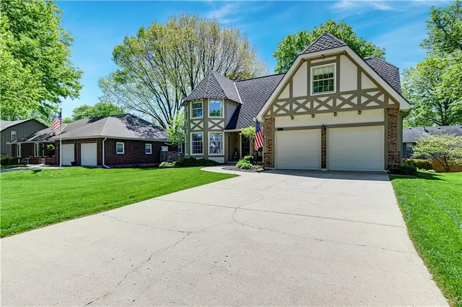 16629 W 146 Terrace, Olathe, KS 66062 - #3