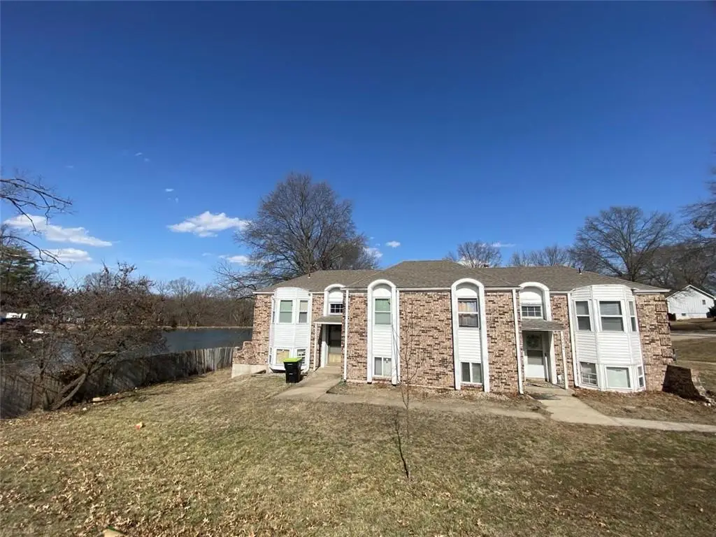 11422 E 75th Street, Raytown, MO 64138 - #1