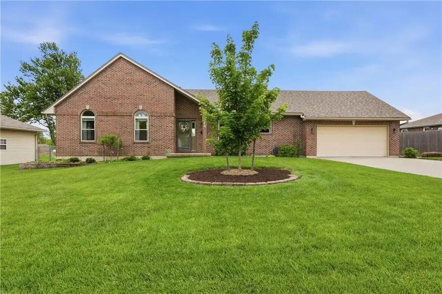 302 E Lawn Street, Odessa, MO 64076 - #2