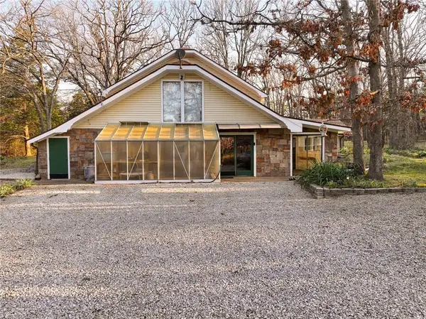 22303 County 253 Road, Wheatland, MO 65779