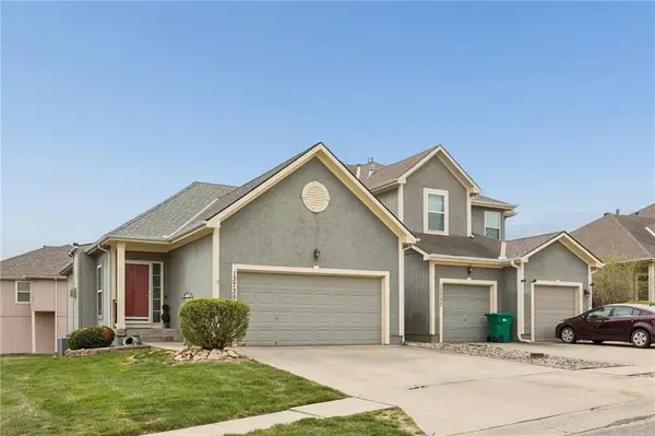 13735 Grove Avenue, Bonner Springs, KS 66012