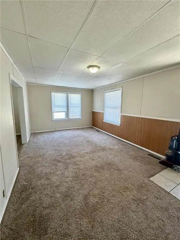 401 S Lynn Avenue, Columbus, KS 66725 - #3