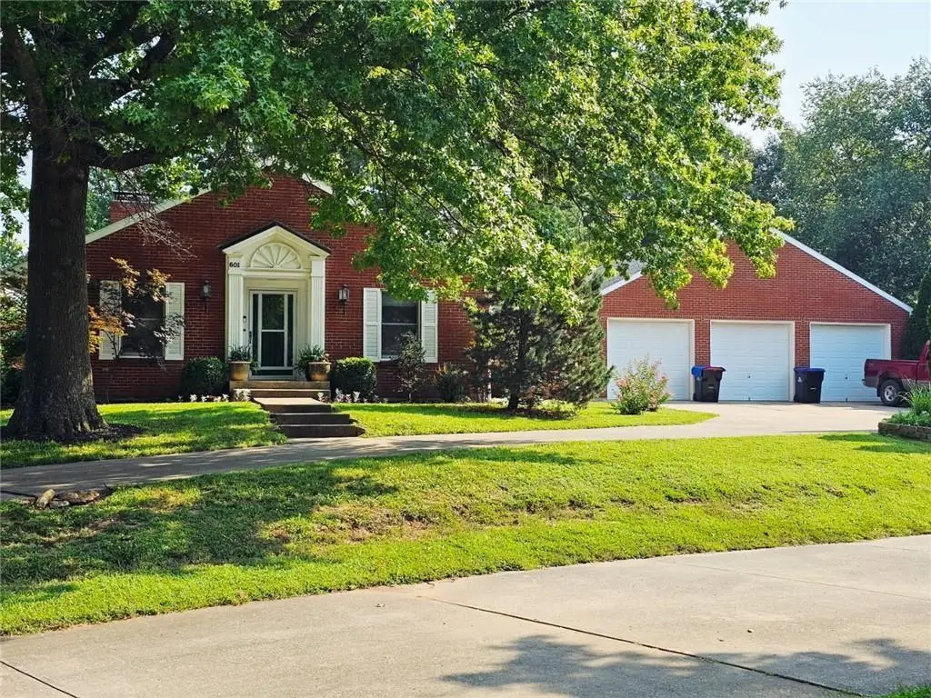 601 Darrow Street, Warrensburg, MO 64093 - #1