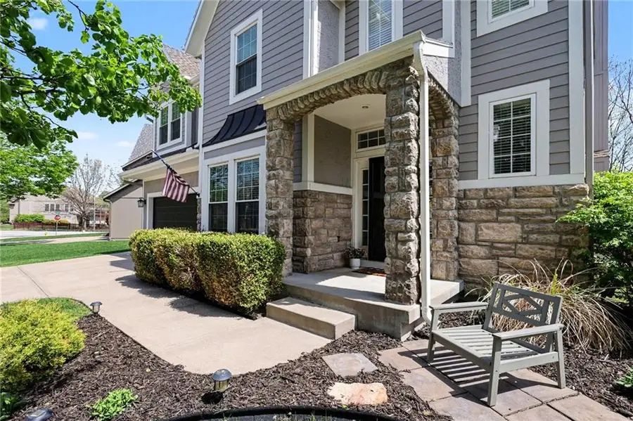 15613 S Brookfield Street, Olathe, KS 66062 - #3