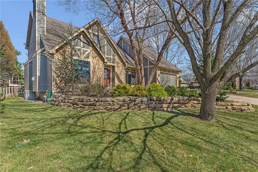 908 Easy Street, Lawrence, KS 66049 - #3