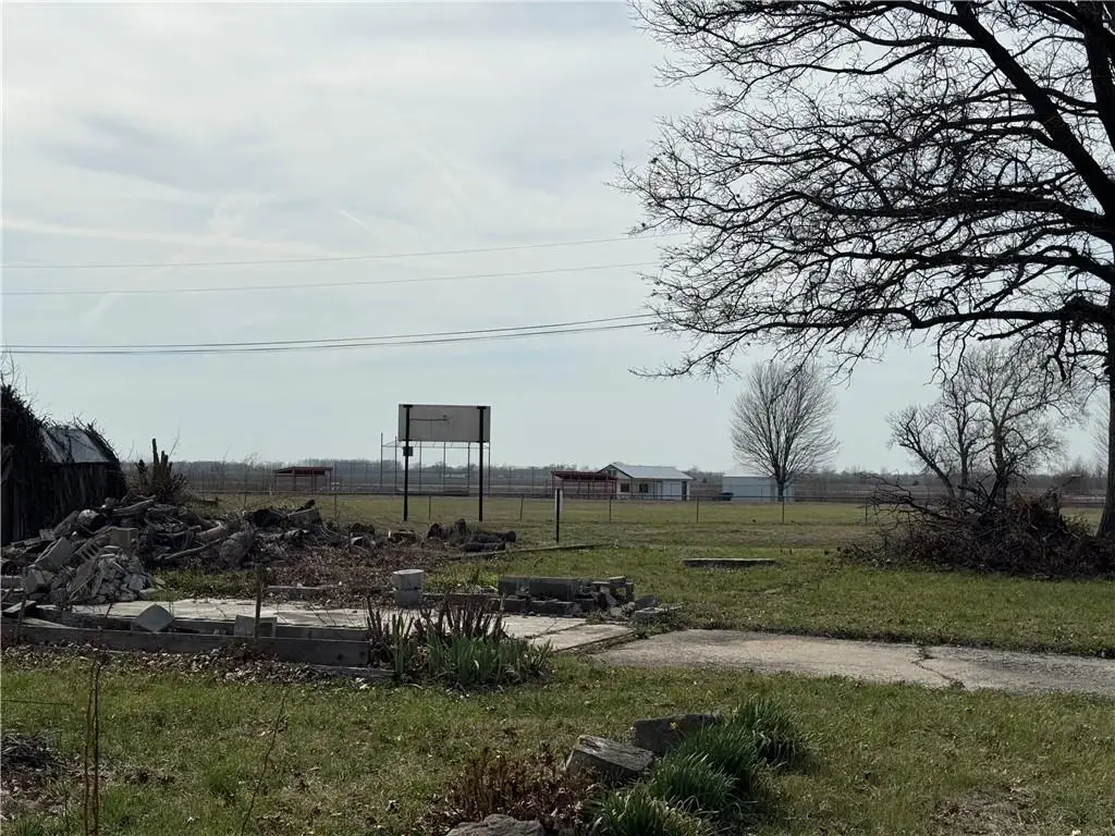 434 South Street, Hardin, MO 64035 - #1