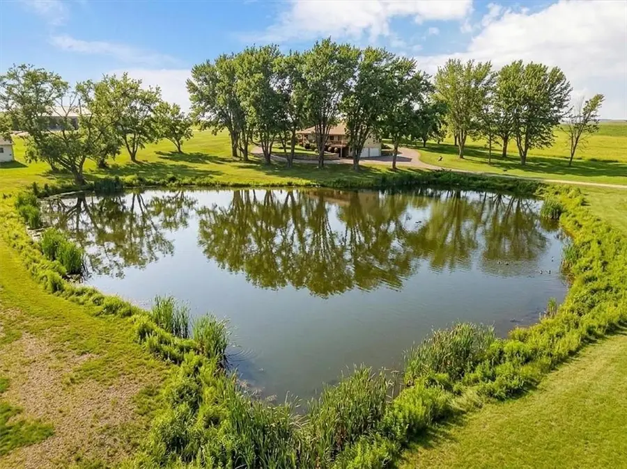 17249 198th Street, Tonganoxie, KS 66086 - #2