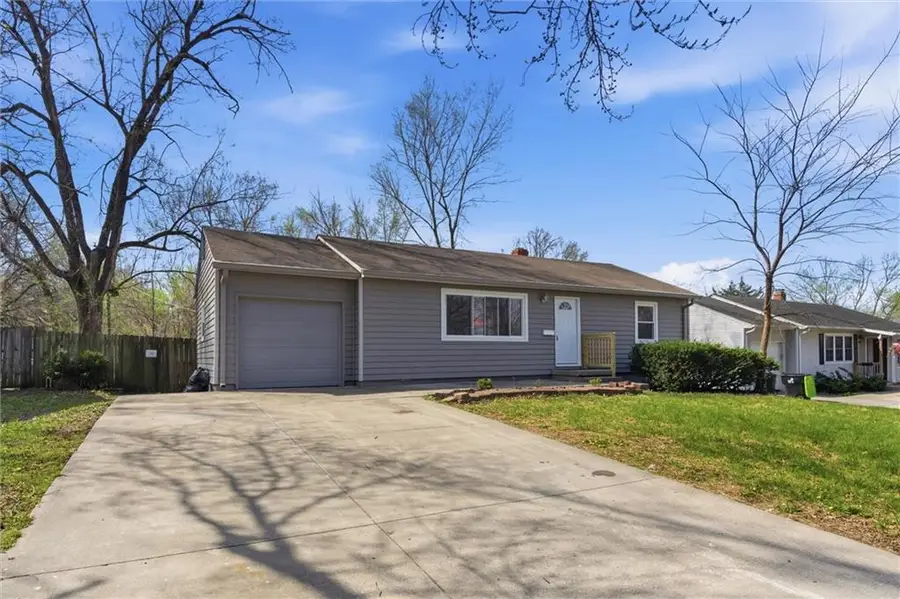 6203 E 147th Terrace, Grandview, MO 64030 - #3