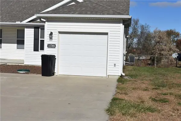 11789 Ridgeway Drive, St Joseph, MO 64505