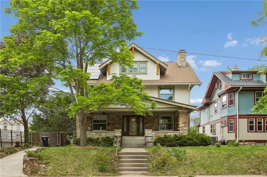 3515 Virginia Avenue, Kansas City, MO 64109 - #2