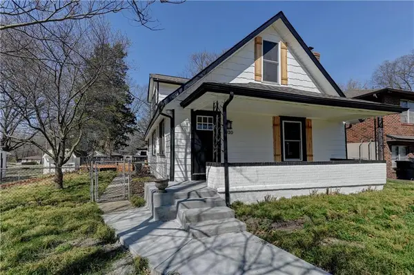 1020 S Mccoy Street, Independence, MO 64050