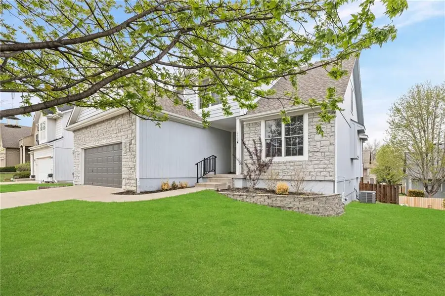 2638 W Catalpa Street, Olathe, KS 66061 - #3