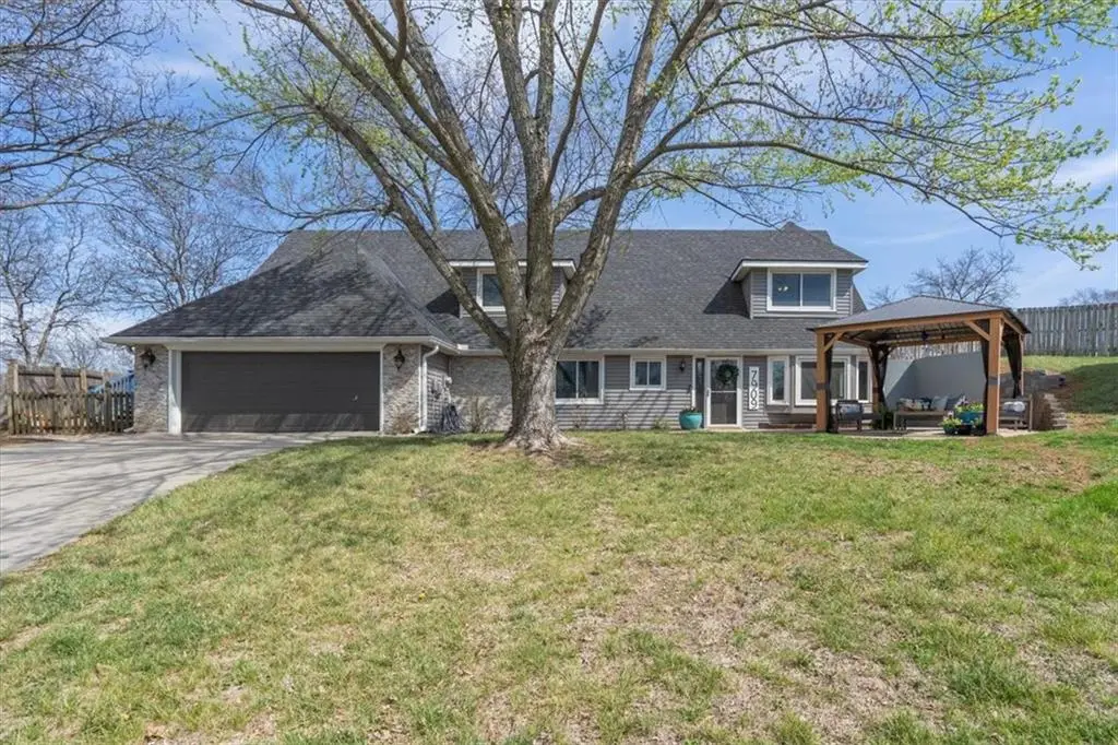 7909 Swarner Street, Lenexa, KS 66219 - #1