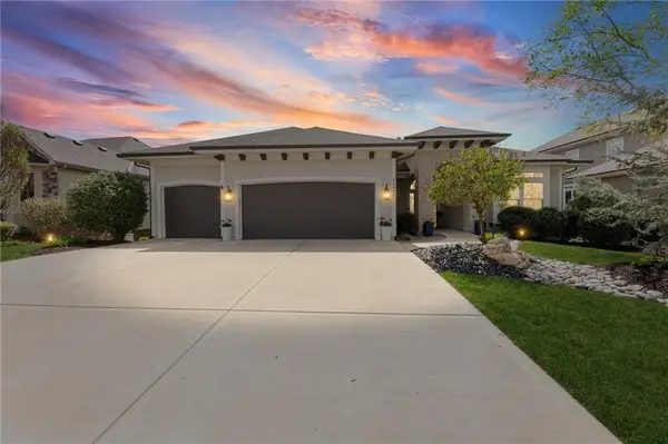 24847 W 98th Street, Lenexa, KS 66227