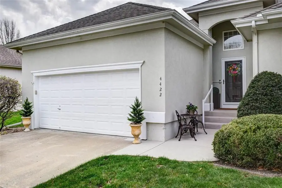 4422 S Davidson Drive, Independence, MO 64055 - #3